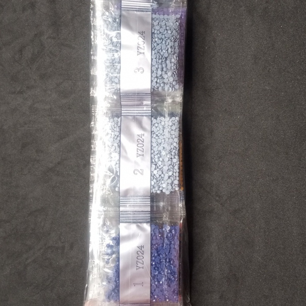 25 Packs Of Assorted Multi Use Craft Beads in Multiple Colors